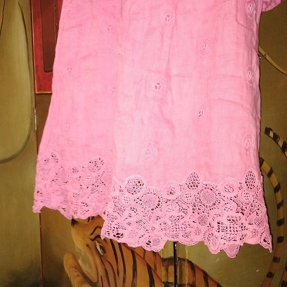 Gorgeous Italian Ruffles/Eyelet Dress - Picture 3 of 5